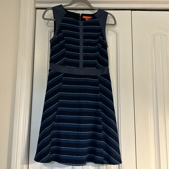 J fresh A line dress. Figure flattering. - Picture 2 of 5